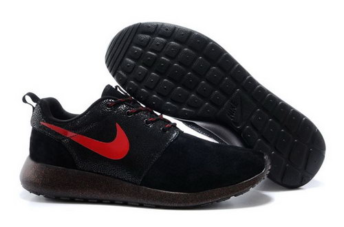 Nike Rosherun Snakeskin Mens Shoes Black Red Hot Factory Outlet